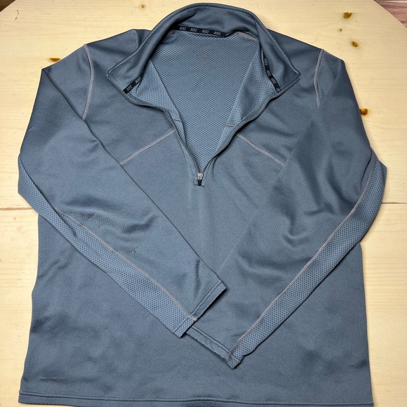 Sweatshirt - Picture 3 of 4